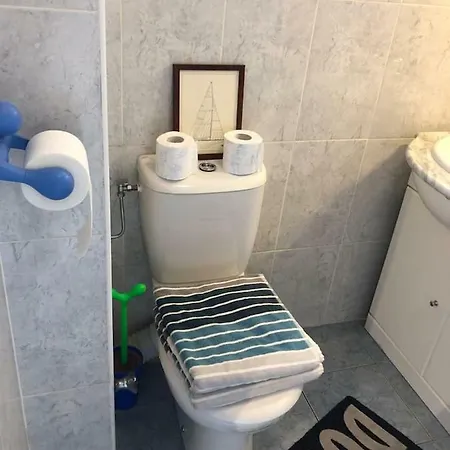 Splendid Studio Directly On The Port Of - Luxury Le Neptune Apartman *