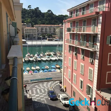 Splendid Studio Directly On The Port Of - Luxury Le Neptune Apartman